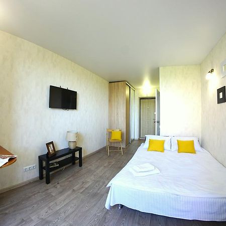 54A Tselinogradskaia Str At Alekseevka Underground Charkov Exteriér fotografie